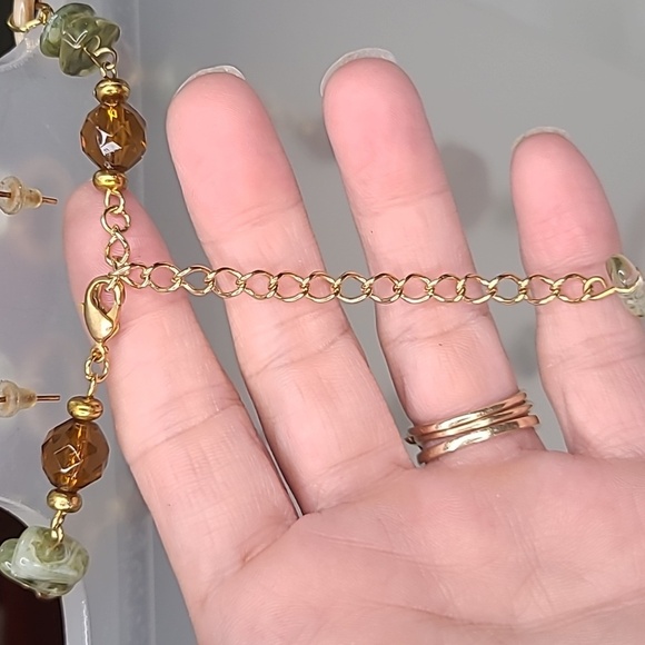 Two Piece Necklace Set - Picture 11 of 12